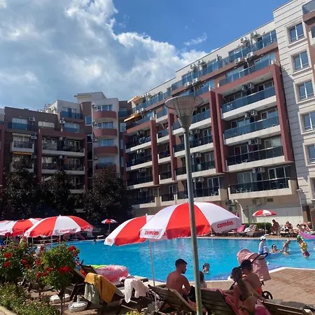 Admiral Plaza A 11 Sunny شقة