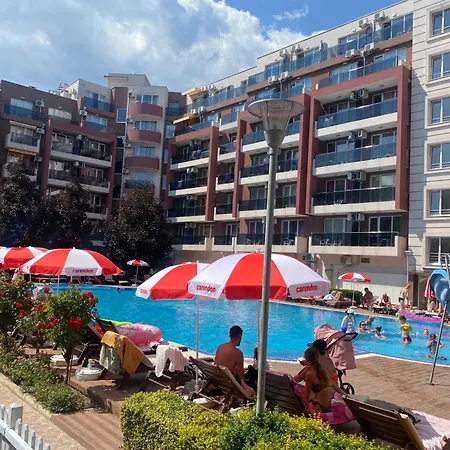 Admiral Plaza A 11 Sunny شقة *