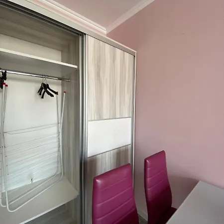 Admiral Plaza A 11 Sunny Apartment *